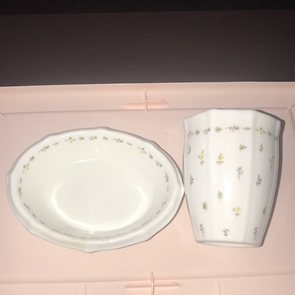 Other - New floral ceramic tumbler and soap dish